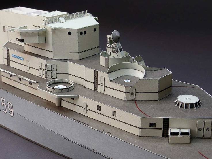 011-Leitgerät-vorne-eingebaut